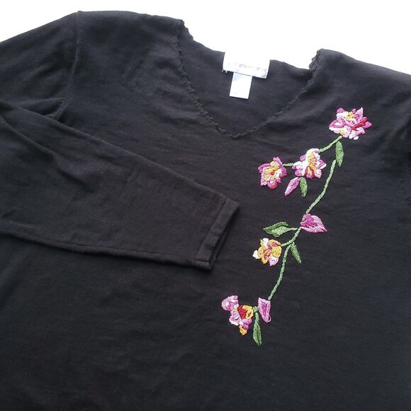 Susan Graver Sweaters - Susan Graver Style Sweater XL Black Pullover Embroidered Flowers V Neck Floral